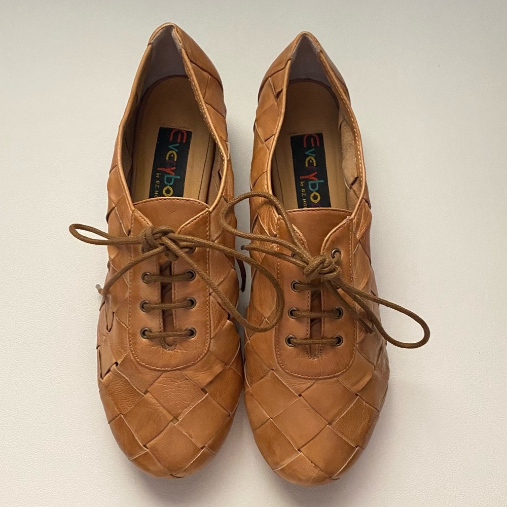 Everybody by BZ. Moda Buttery Soft Brown / Tan Leather Oxford Loafer Flats Sz 7